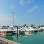 1 Bedroom Lovely In