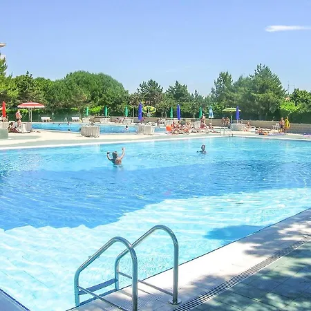1 Bedroom Lovely In Bibione