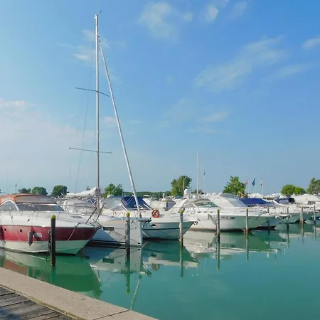 1 Bedroom Lovely In