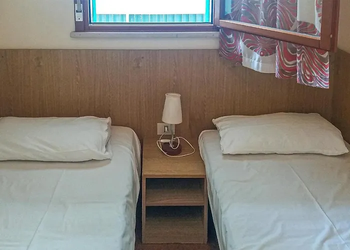 1 Bedroom Lovely In *